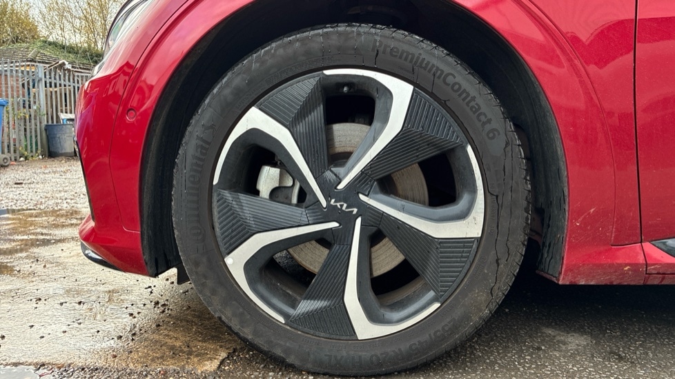 Used Kia EV6 2023 for sale - 76415213: Photo 5