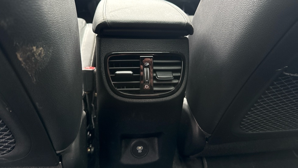 Used Kia XCeed 2023 for sale - 77057849: Photo 11