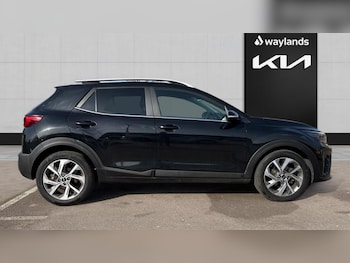 Used Kia Stonic 2023 for sale - 77346985: Photo