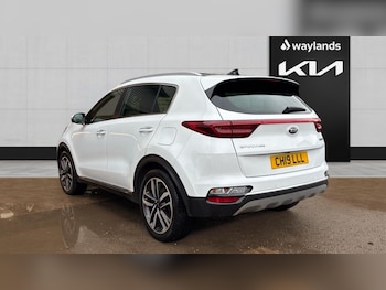 Used Kia Sportage 2020 for sale - 76672581: Photo