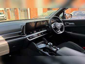 Used Kia Sportage 2024 for sale - 75472173: Photo