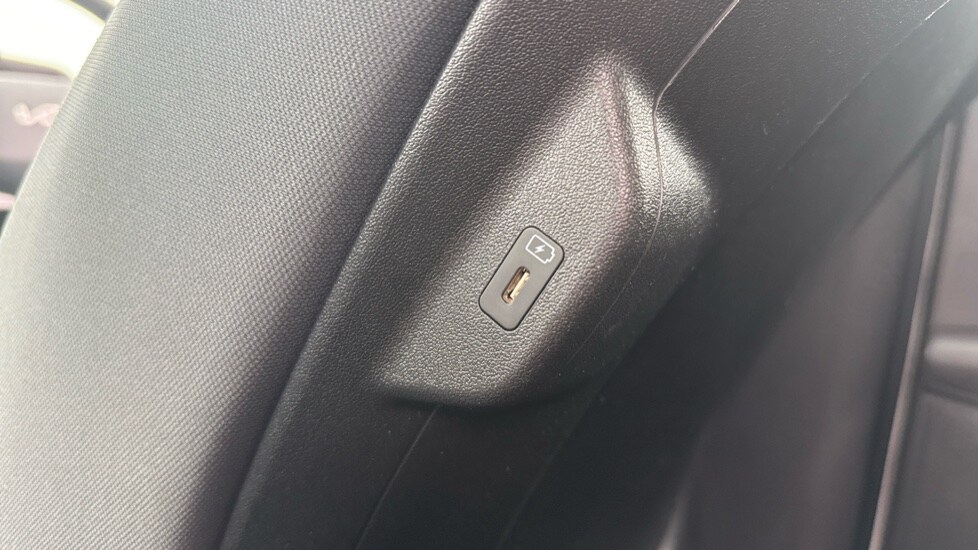 Used Kia Niro 2023 for sale - 78074308: Photo 11