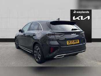 Used Kia Ceed 2025 for sale - 76008361: Photo