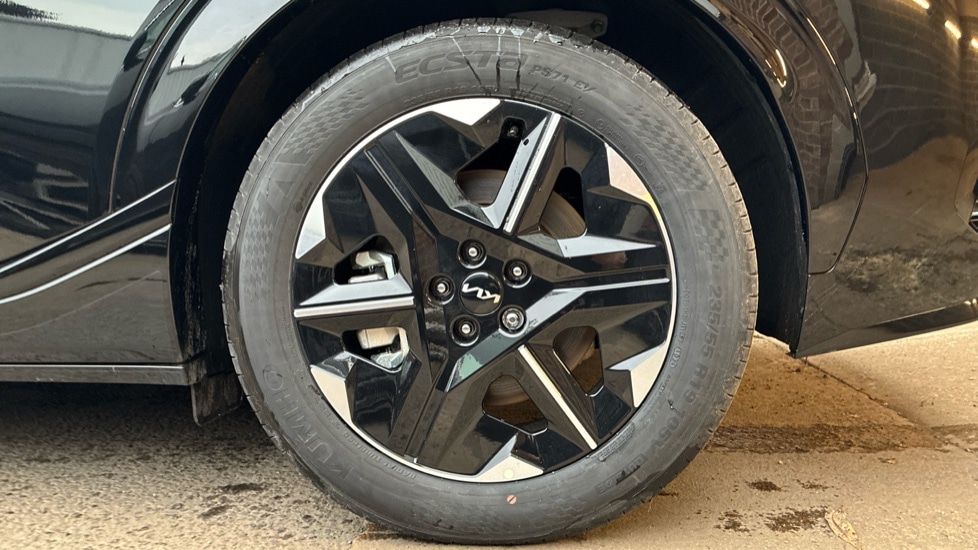 Used Kia EV6 2025 for sale - 76311815: Photo 5