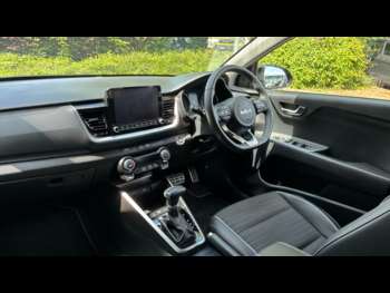 Used Kia Stonic 2023 for sale - 74893089: Photo