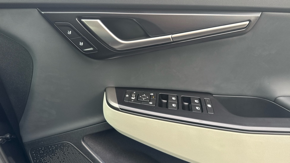 Used Kia EV6 2025 for sale - 76312094: Photo 16
