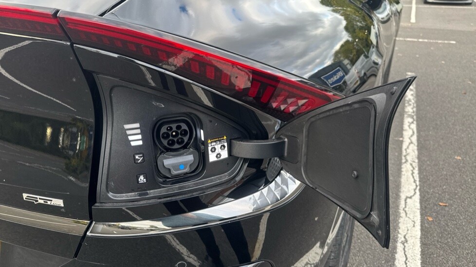 Used Kia EV6 2025 for sale - 76312094: Photo 18