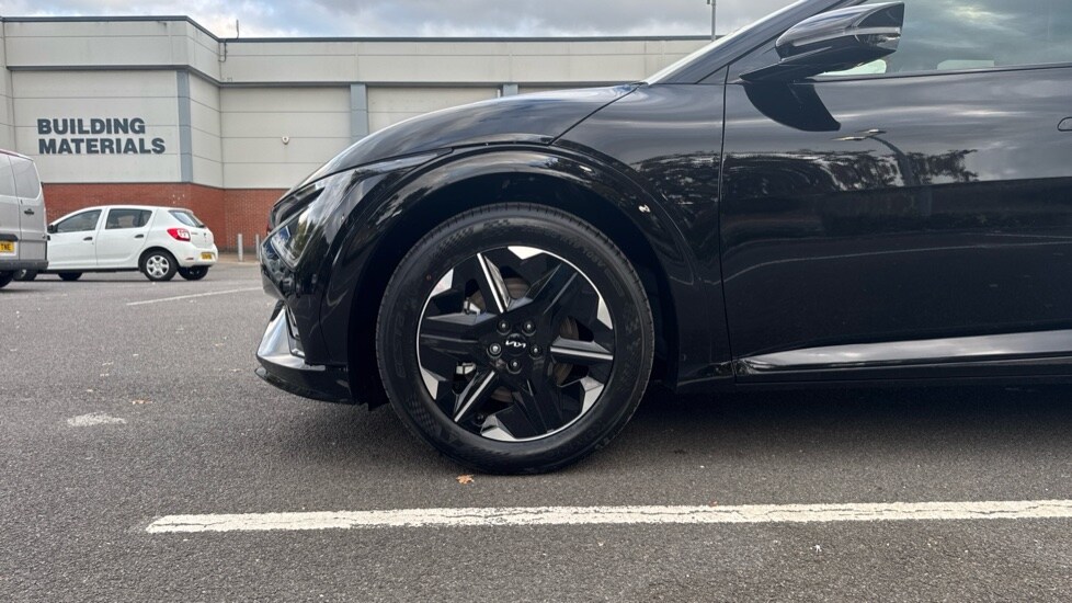 Used Kia EV6 2025 for sale - 76312094: Photo 24