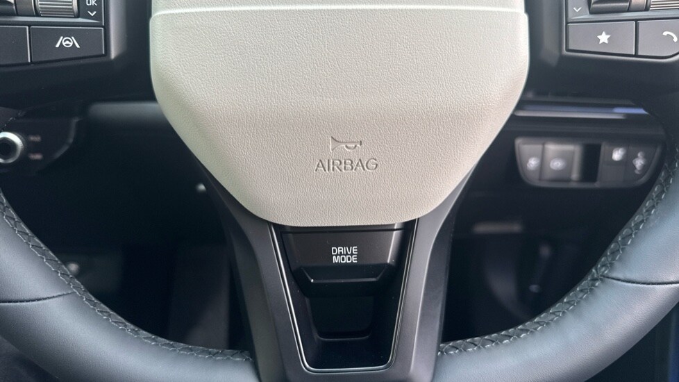 Used Kia EV6 2025 for sale - 76312094: Photo 32