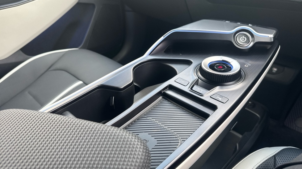 Used Kia EV6 2025 for sale - 76312094: Photo 37