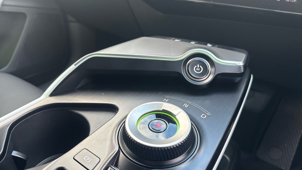 Used Kia EV6 2025 for sale - 76312094: Photo 48