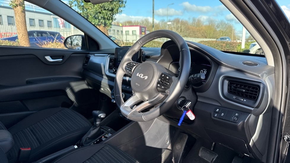 Used Kia Stonic 2025 for sale - 77762710: Photo 23