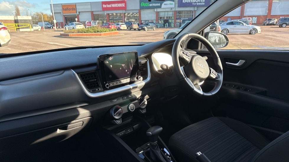 Used Kia Stonic 2025 for sale - 77762710: Photo 3