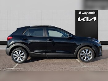 Used Kia Stonic 2025 for sale - 77762710: Photo