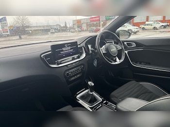 Used Kia XCeed 2023 for sale - 77164178: Photo