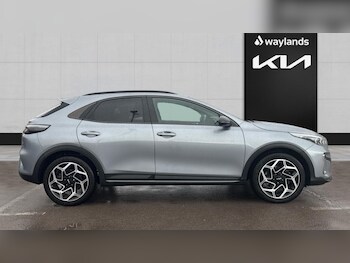 Used Kia XCeed 2023 for sale - 77164178: Photo