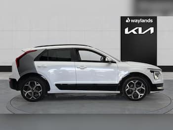 Used Kia Niro 2023 for sale - 79727381: Photo