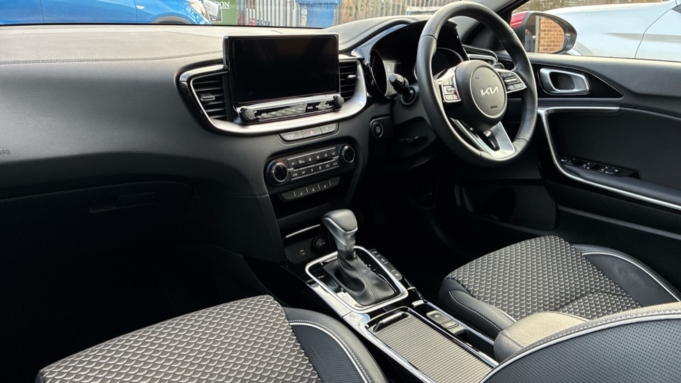 Used Kia Ceed 2025 for sale - 77218692: Photo 3