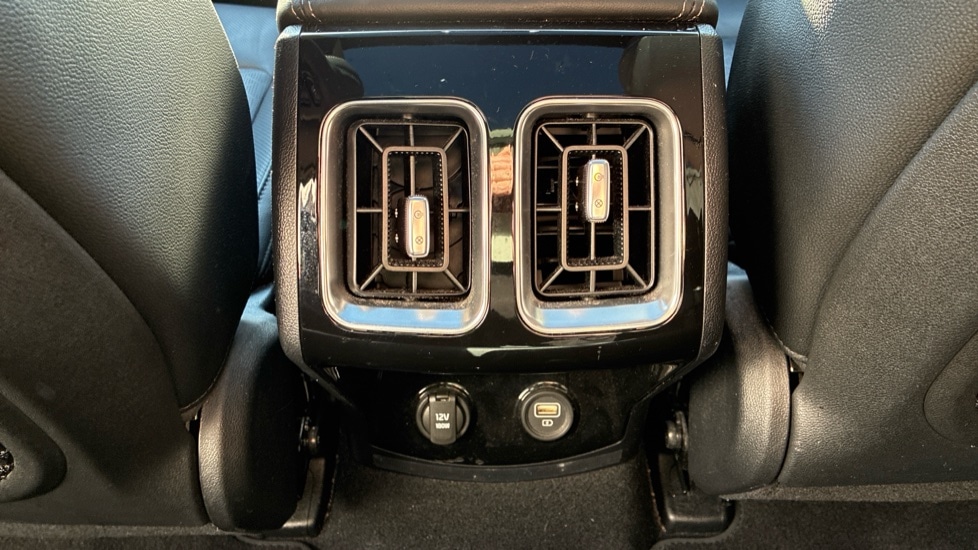 Used Kia Sorento 2023 for sale - 76033816: Photo 11