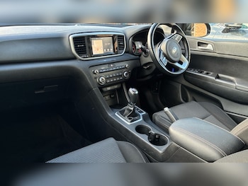 Used Kia Sportage 2020 for sale - 76438179: Photo