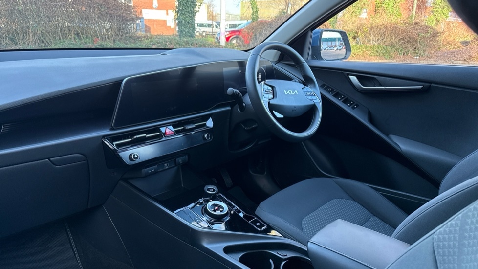 Used Kia Niro 2024 for sale - 77480229: Photo 3