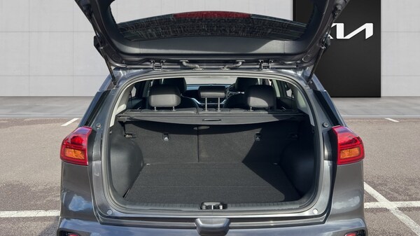 Used Kia Niro 2020 for sale - 76154648: Photo 8