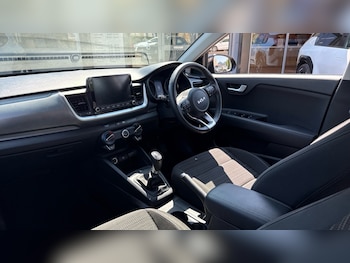 Used Kia Stonic 2023 for sale - 79117625: Photo
