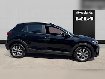Used Kia Stonic 2023 for sale - 79117625: Photo