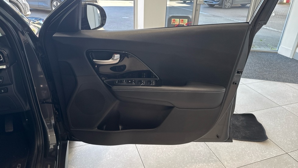 Used Kia Niro 2021 for sale - 77539885: Photo 17