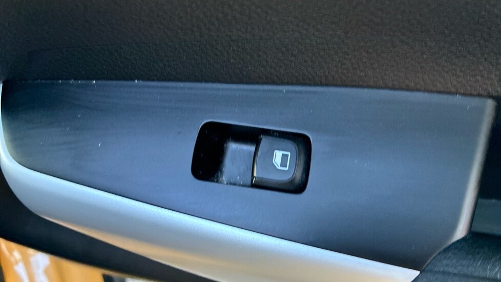 Used Kia Picanto 2023 for sale - 75829176: Photo 19