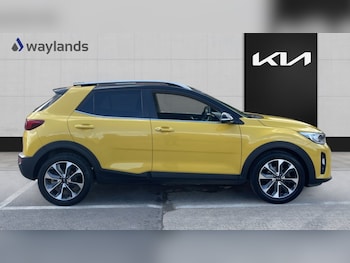 Used Kia Stonic 2018 for sale - 79602613: Photo