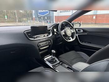 Used Kia Pro Ceed 2023 for sale - 76948455: Photo