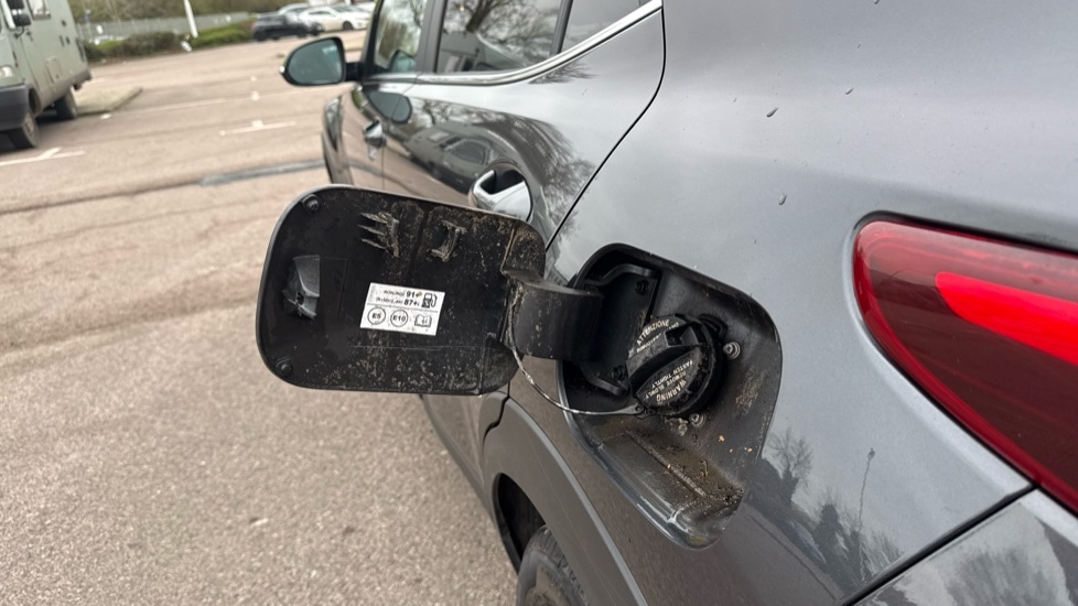 Used Kia Stonic 2019 for sale - 77627490: Photo 20