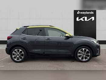 Used Kia Stonic 2019 for sale - 77627490: Photo