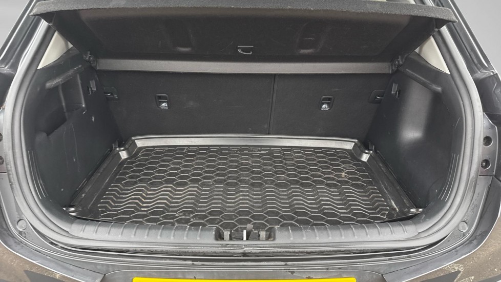 Used Kia Stonic 2019 for sale - 77627490: Photo 8