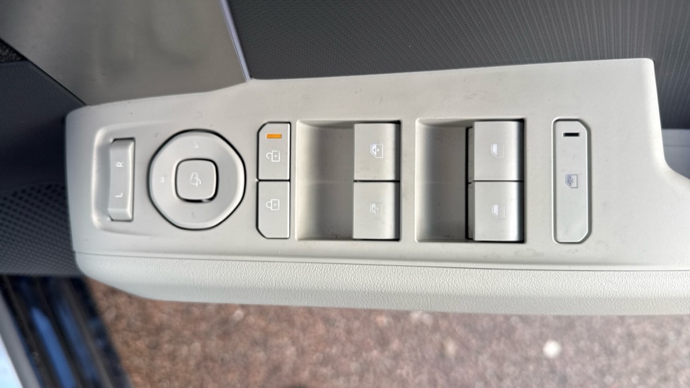 Used Kia EV3 2024 for sale - 77316049: Photo 19