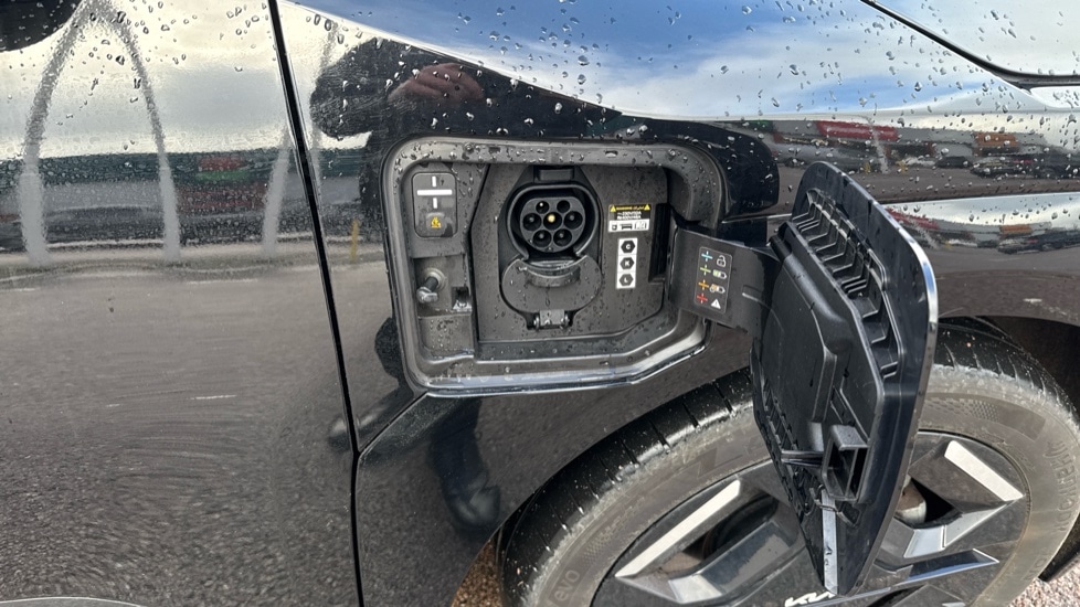 Used Kia EV3 2024 for sale - 77316049: Photo 20