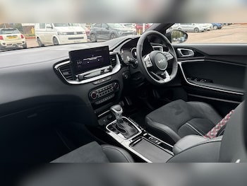 Used Kia XCeed 2025 for sale - 77762782: Photo