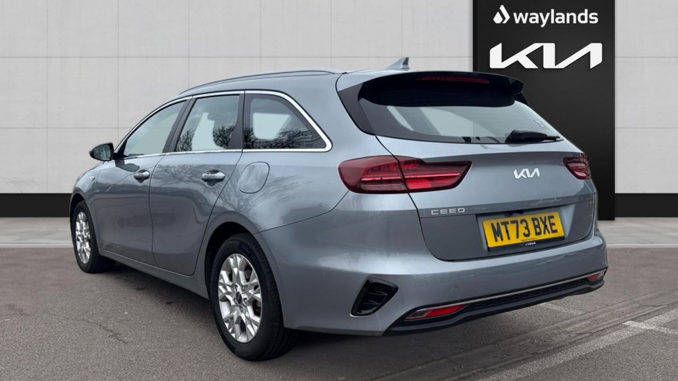 Used Kia Ceed 2023 for sale - 77762712: Photo 2