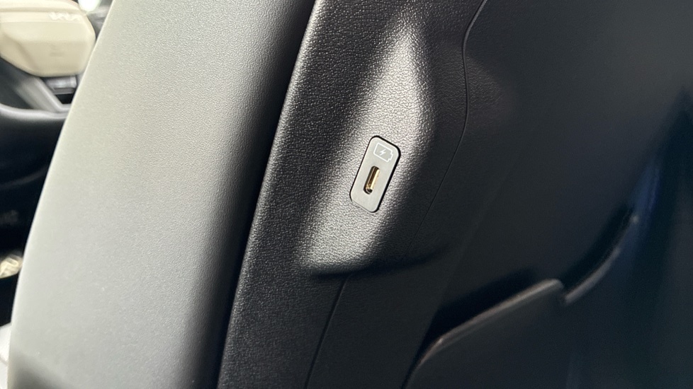 Used Kia EV6 2025 for sale - 76563819: Photo 12