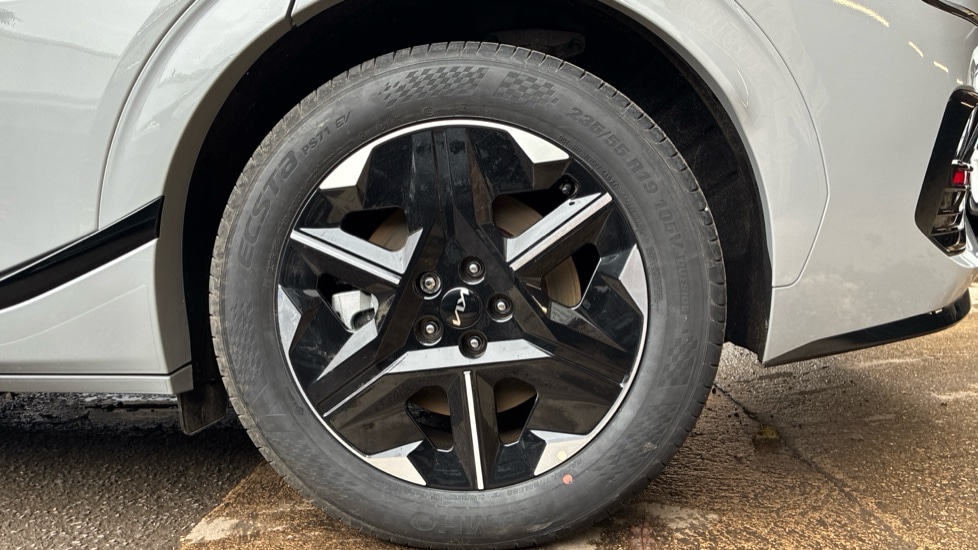 Used Kia EV6 2025 for sale - 76563819: Photo 5