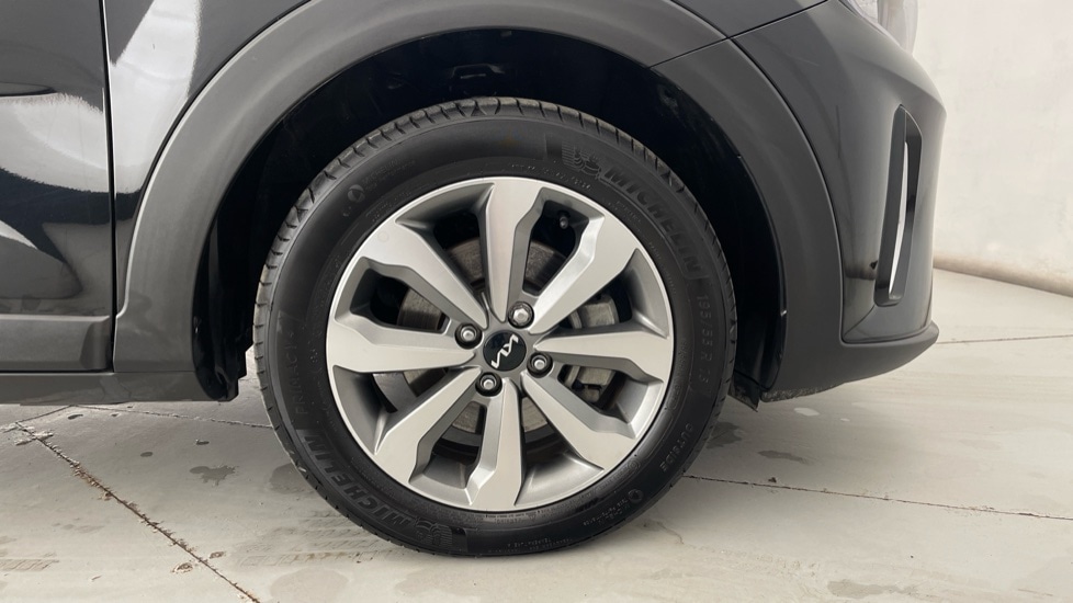 Used Kia Stonic 2025 for sale - 77218865: Photo 17