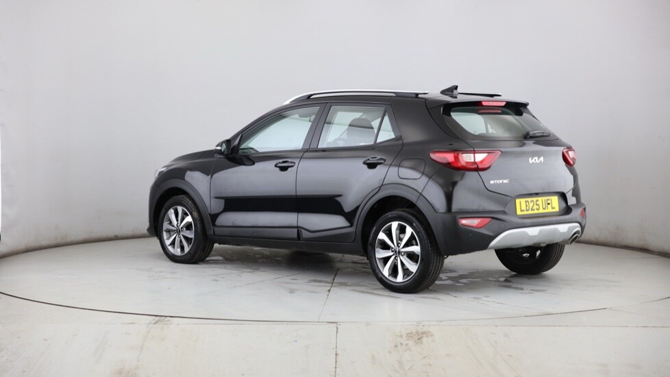 Used Kia Stonic 2025 for sale - 77218865: Photo 2