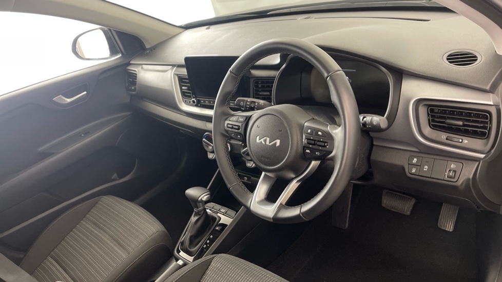 Used Kia Stonic 2025 for sale - 77218865: Photo 7