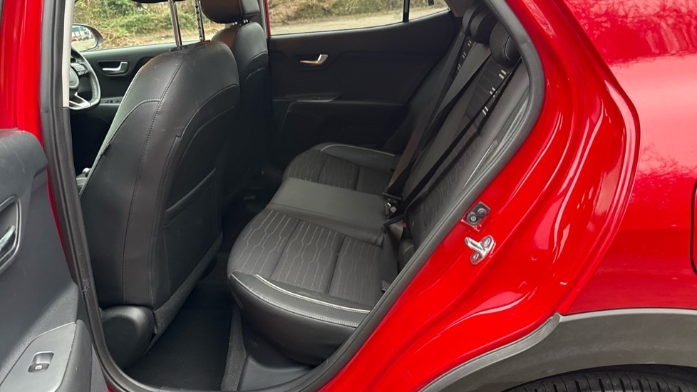 Used Kia Stonic 2023 for sale - 77576300: Photo 12