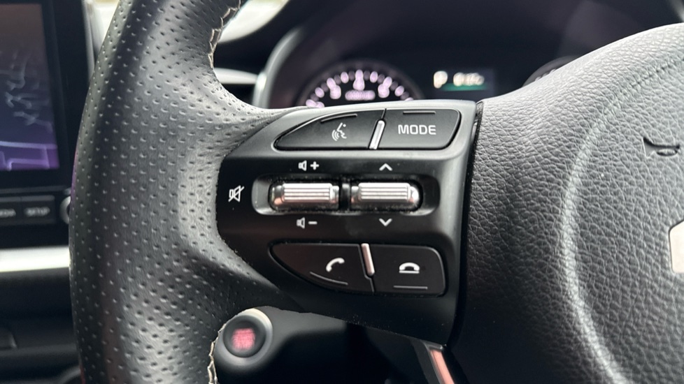 Used Kia Stonic 2023 for sale - 77576300: Photo 13