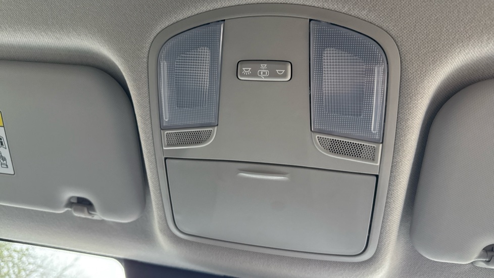 Used Kia Stonic 2023 for sale - 77576300: Photo 16