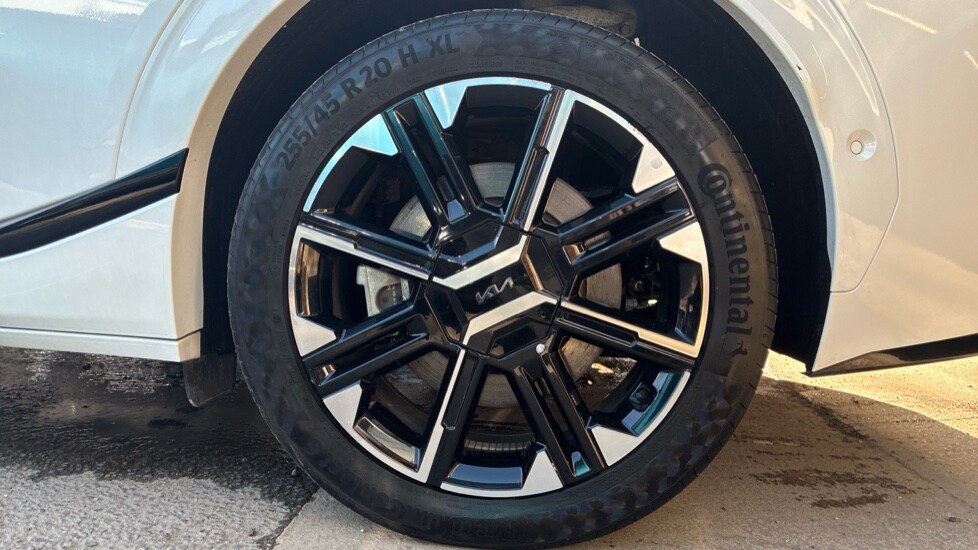 Used Kia EV6 2024 for sale - 75929976: Photo 5