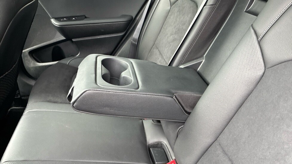 Used Kia XCeed 2025 for sale - 75934660: Photo 12