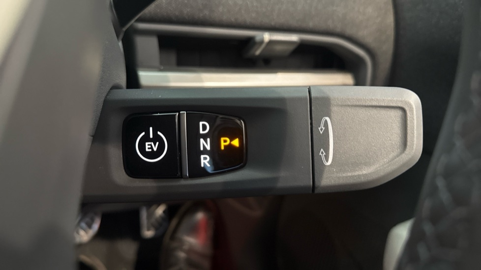 Used Kia EV3 2025 for sale - 77988351: Photo 25